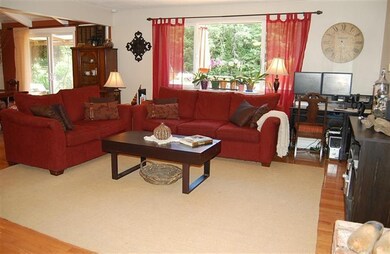 2391 Azalea Dr, Grants Pass, OR 97526 - photo 3