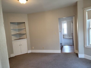 185 Robbins St unit 2, Waltham, MA 02453 - photo 4