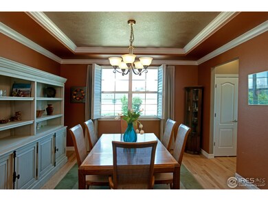 Dramatic Dining
