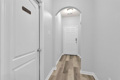 12007 Quartersawn Ln, Pinehurst, TX 77362 - photo 5