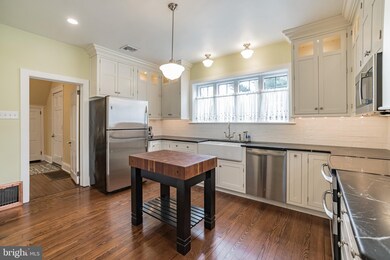 918 Strath Haven Ave, Swarthmore, PA 19081 - photo 6