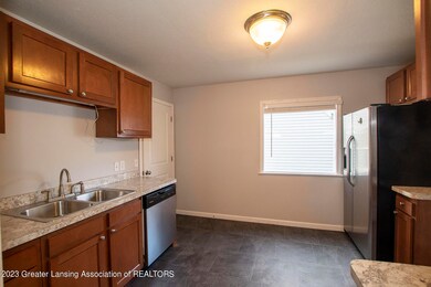 1233 Mechanic St, Lansing, MI 48912 - photo 6