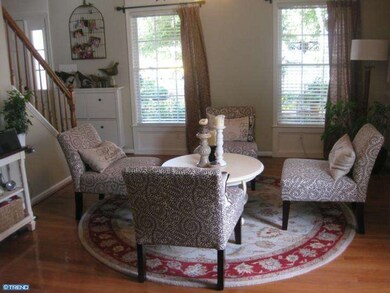 302 S Haverfield Dr, Spring City, PA 19475 - photo 3