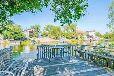 9 Old Lodge Rd N, Columbus, NE 68601 - photo 2