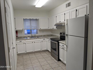 4507 E Contessa St unit 2, Mesa, AZ 85205 - photo 2
