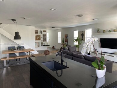 10727 NW 75th Terrace, Doral, FL 33178 - photo 5