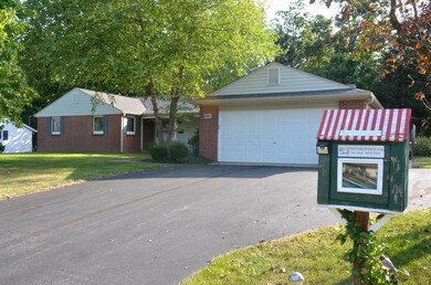 420 Hickory Dr, Marysville, OH 43040 - photo 2