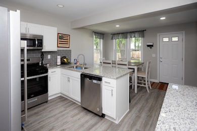 402 G St, La Porte, IN 46350 - photo 5