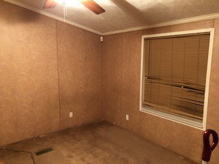 439 Wallace Ave, Bucyrus, OH 44820 - photo 5