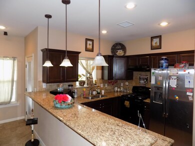 220 Flor Acacia Ln, Socorro, TX 79927 - photo 6