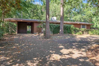 2306 Mission Rd, Tallahassee, FL 32304 - photo 2