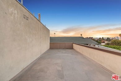 2637 S Centinela Ave unit 30, Santa Monica, CA 90405 - photo 3