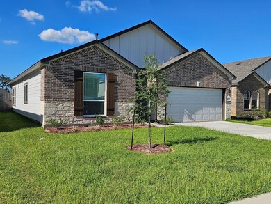 10251 Pelican Hills Ln, Cleveland, TX 77327 - photo 2