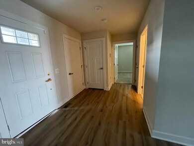 505 Switchgrass Ct, Bunker Hill, WV 25413 - photo 7