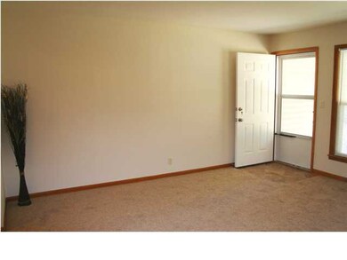 Come on in to this nice formal living space with N
