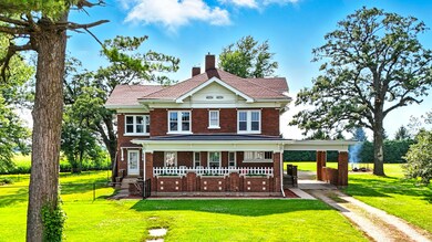 15817 l ave-002