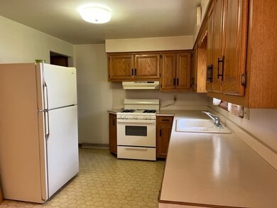 1002 W Franklin Ave, Effingham, IL 62401 - photo 6