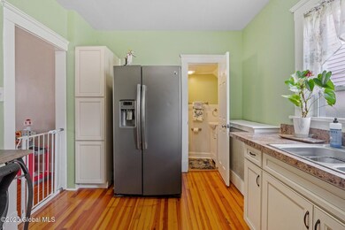 6-web-or-mls-286-second-ave