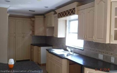 200 S Magnolia Ave, Lake Placid, FL 33852 - photo 3