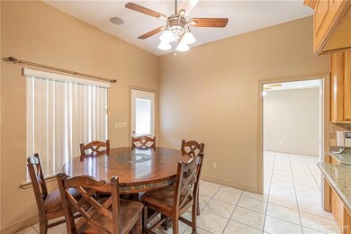 917 E Dorothy Cir, Pharr, TX 78577 - photo 6