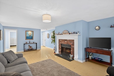 13 Hilltop Dr, Sandwich, MA 02563 - photo 5