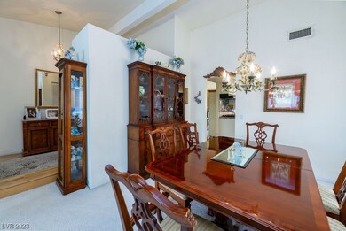 Dining room with entry to thekitchen.