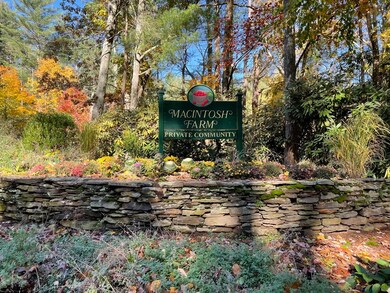 44 Baldwin Dr, Sharon, MA 02067 - photo 2