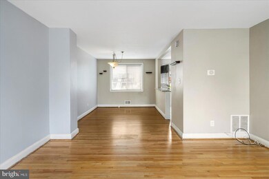 1234 Deanwood Rd, Parkville, MD 21234 - photo 5