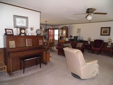 2474 Winding Woods Ln, Asheboro, NC 27205 - photo 3