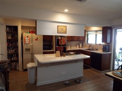 10922 Mackenzie Dr, Houston, TX 77086 - photo 5