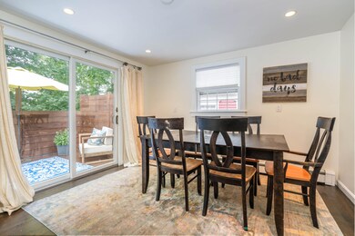 dineroom1