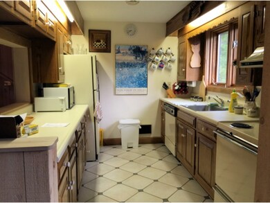 86 Ridges Way unit 401, Peru, VT 05152 - photo 6