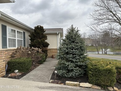 421 the Gardens Dr, Crossville, TN 38555 - photo 2