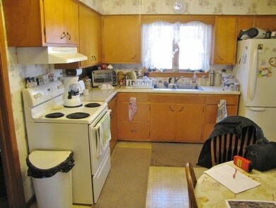 33692 Hwy 21, Camp Douglas, WI 54618 - photo 3