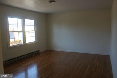 106 Sugar Creek Ct, Stephens City, VA 22655 - photo 5