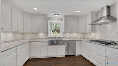 701 Cave Spring Rd, Owens Cross Roads, AL 35763 - photo 5