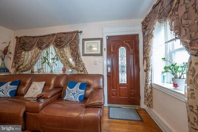 7212 Pine St, Upper Darby, PA 19082 - photo 5