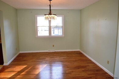 3278 E Old State Rd, Schenectady, NY 12303 - photo 6