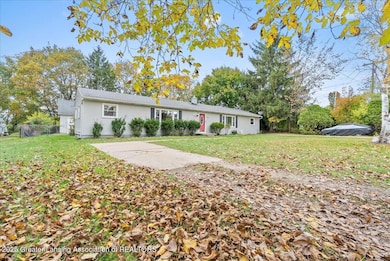 16680 Eunice St, East Lansing, MI 48823 - photo 2