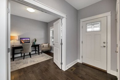 9702 Marnewood Dr, Johnston, IA 50131 - photo 3