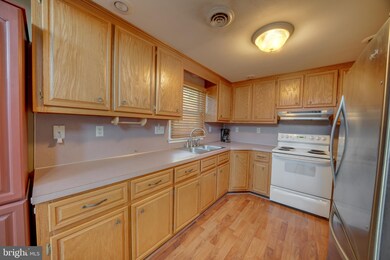 3571 Posey Hollow Rd, Berkeley Springs, WV 25411 - photo 5