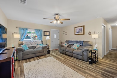 904 E Bradford St, Marion, IN 46952 - photo 2