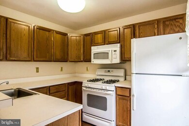 121 Timberbrook Ln unit 304, Gaithersburg, MD 20878 - photo 7