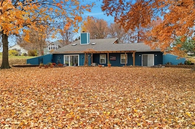 1606 Lynn Rd, Excelsior Springs, MO 64024 - photo 2