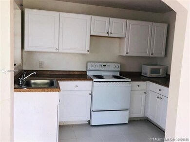 617 41st St, West Palm Beach, FL 33407 - photo 3