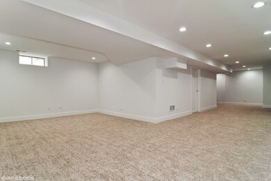 221 S Blanchard St, Wheaton, IL 60187 - photo 3