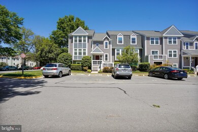 12890 Grays Pointe Rd unit 12890C, Fairfax, VA 22033 - photo 3