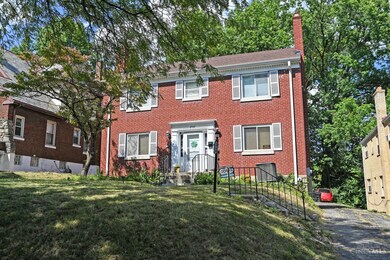 2738 Powell Dr, Cincinnati, OH 45211 - photo 4