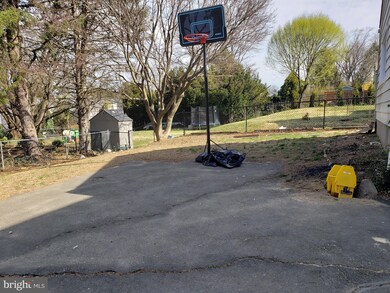 208 Susan Dr, Elkins Park, PA 19027 - photo 2