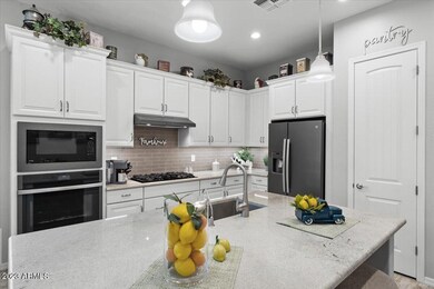 06-Kitchen